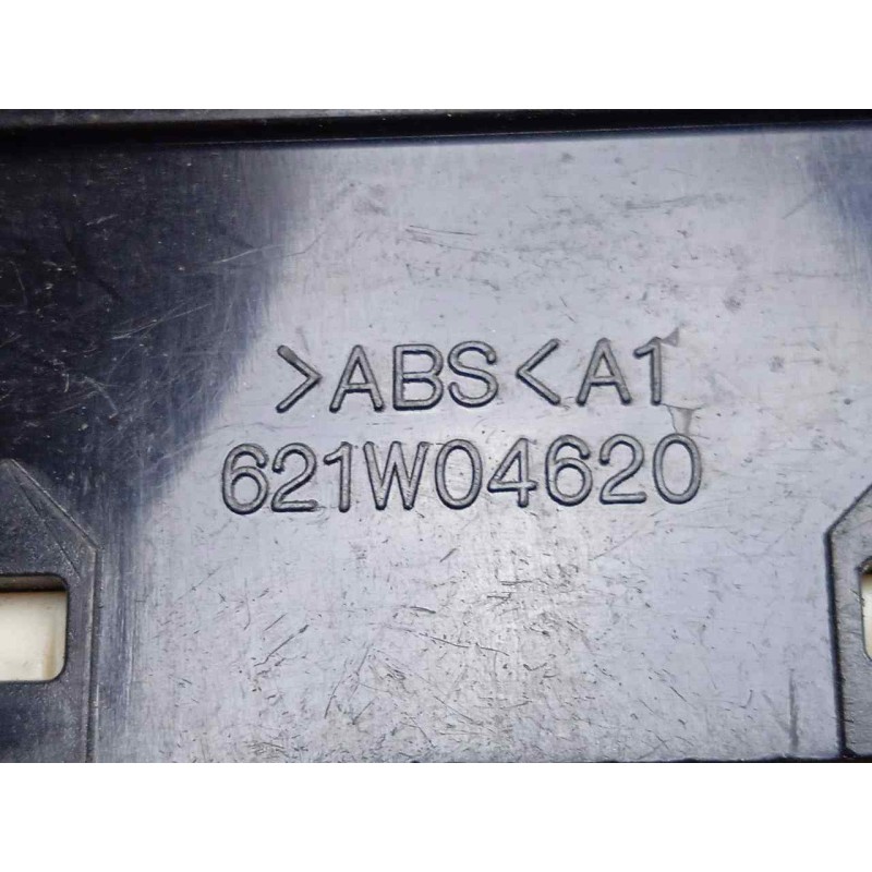 Recambio de mando elevalunas trasero derecho para hyundai accent (lc) crdi gl referencia OEM IAM 50304D  