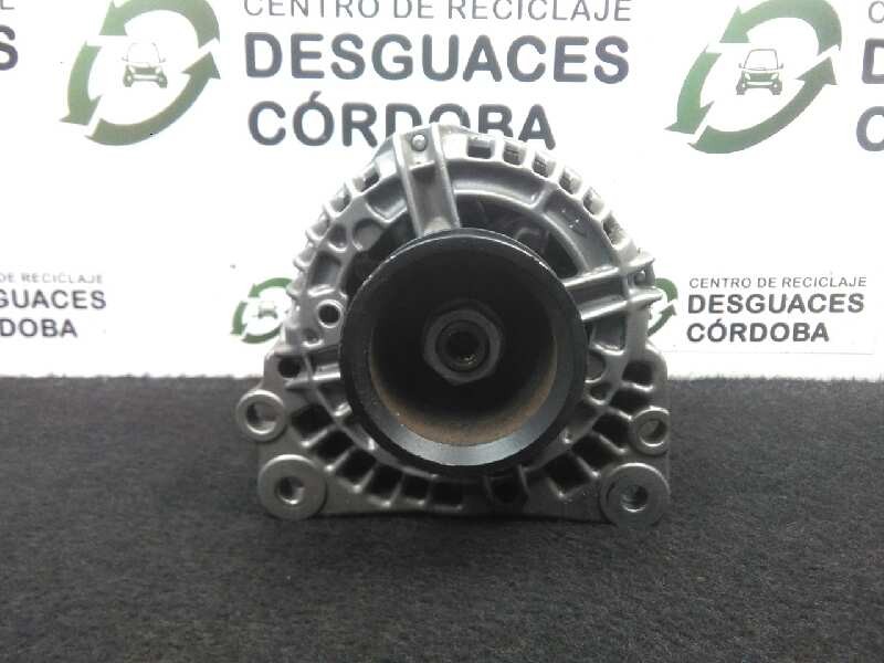 Recambio de alternador para nissan cabstar e referencia OEM IAM 0986046050 90AH - BOSCH POLEA.FIJA - 6.CANALES