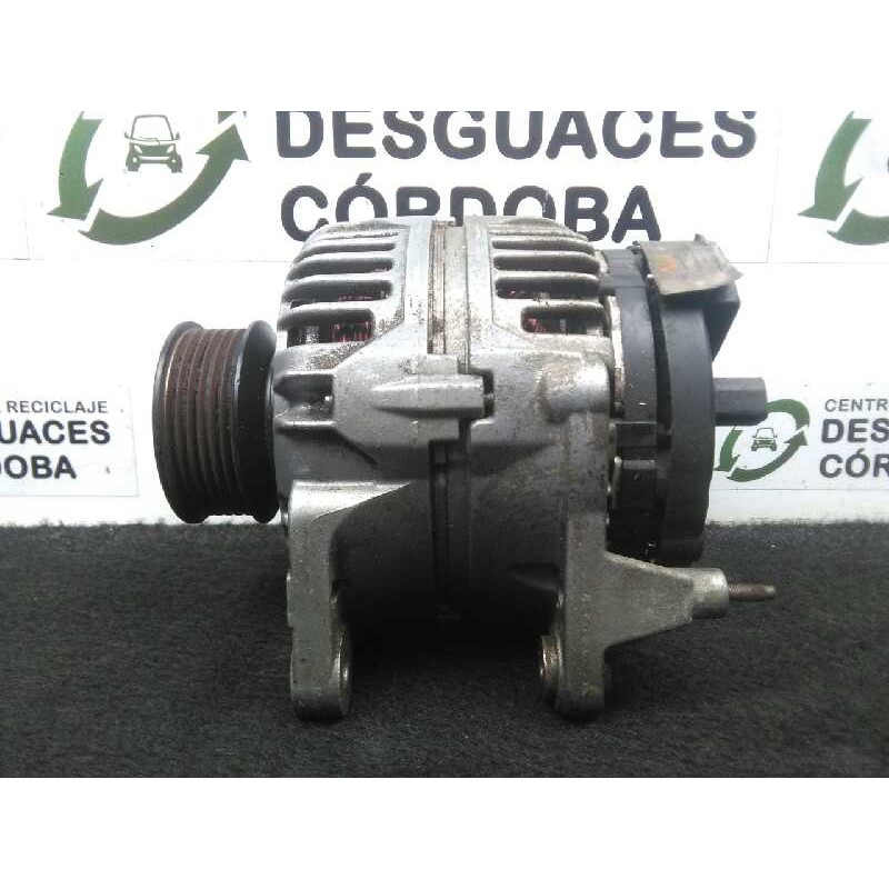 Recambio de alternador para nissan cabstar e referencia OEM IAM 0986046050 90AH - BOSCH POLEA.FIJA - 6.CANALES