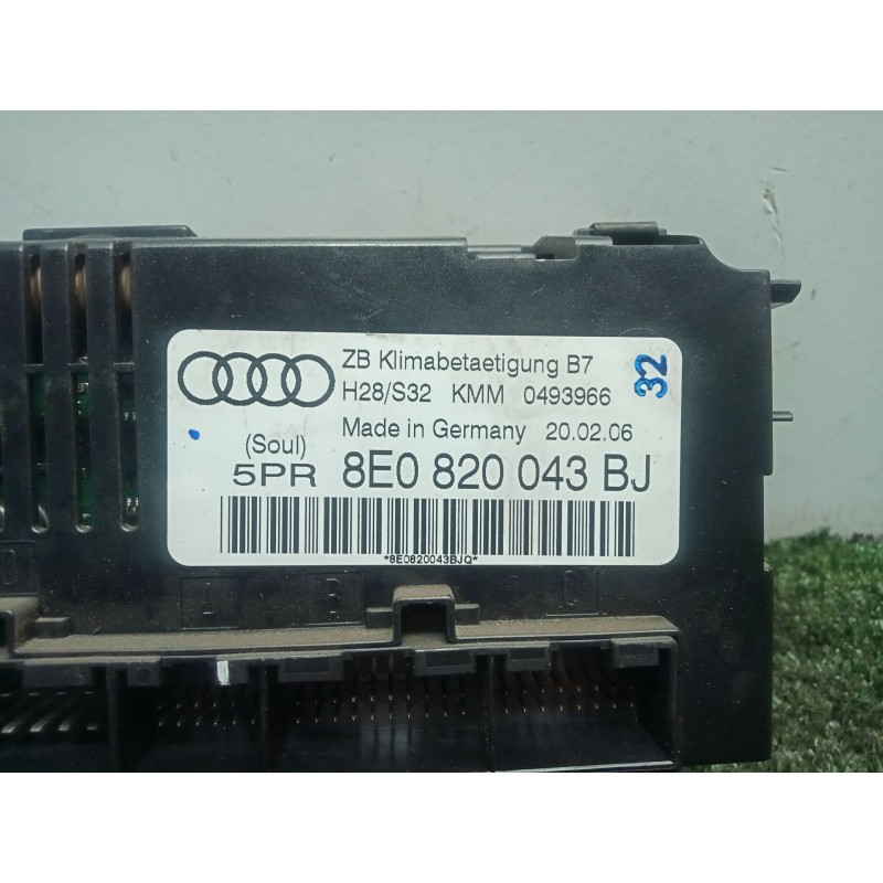 Recambio de mando climatizador para audi a4 berlina (8e) 2.0 tdi referencia OEM IAM 8E0820043BJ-0493966  