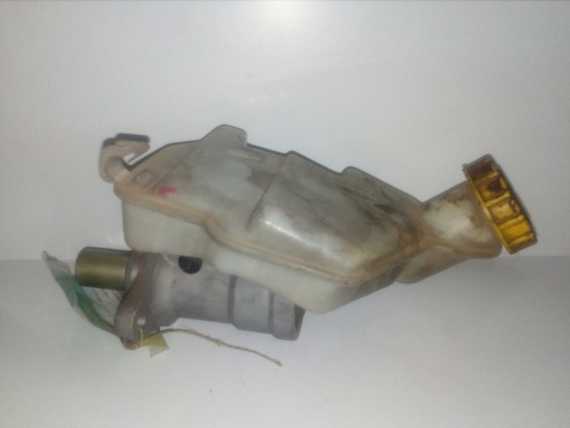 Recambio de bomba freno para ford fusion (cbk) 1.4 tdci cat referencia OEM IAM 41230130  