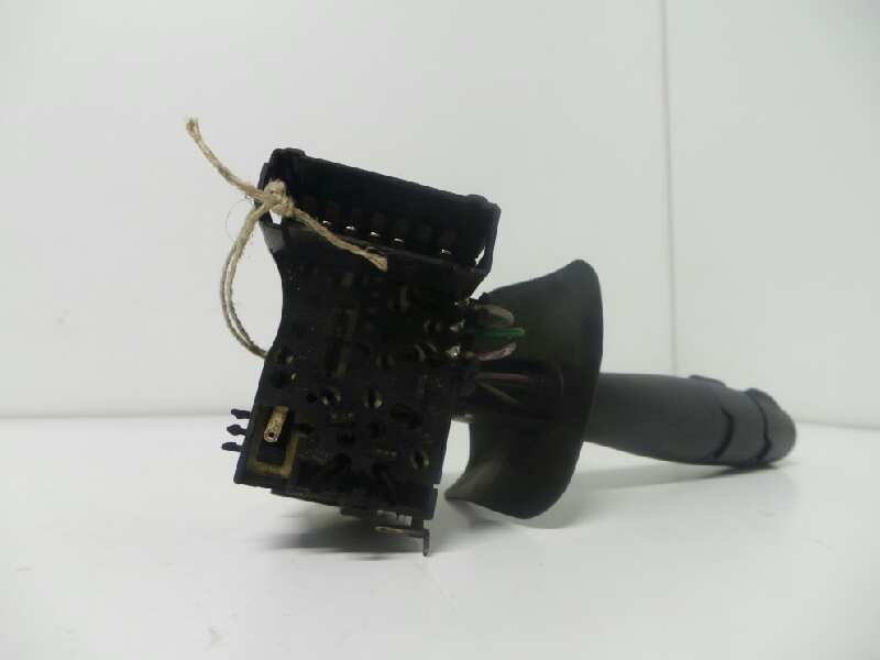 Recambio de mando intermitentes para renault clio ii fase ii (b/cb0) 1.5 dci diesel referencia OEM IAM   