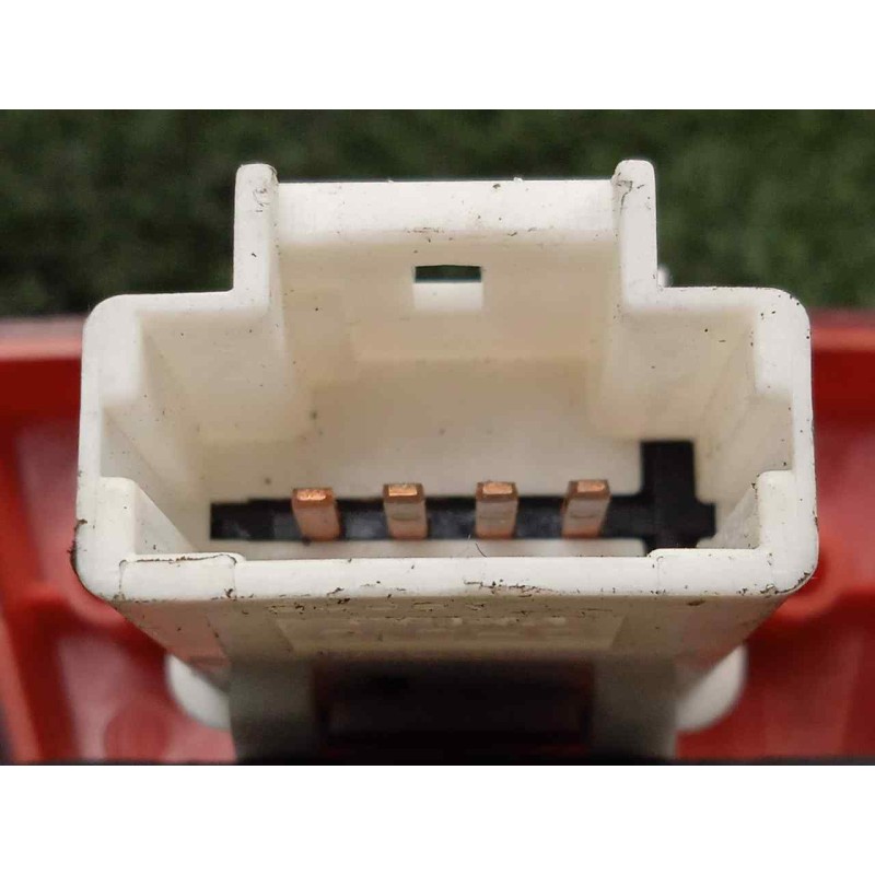 Recambio de warning para toyota aygo (kgb/wnb) 1.4 turbodiesel referencia OEM IAM 843320H010 CON.TARAS 