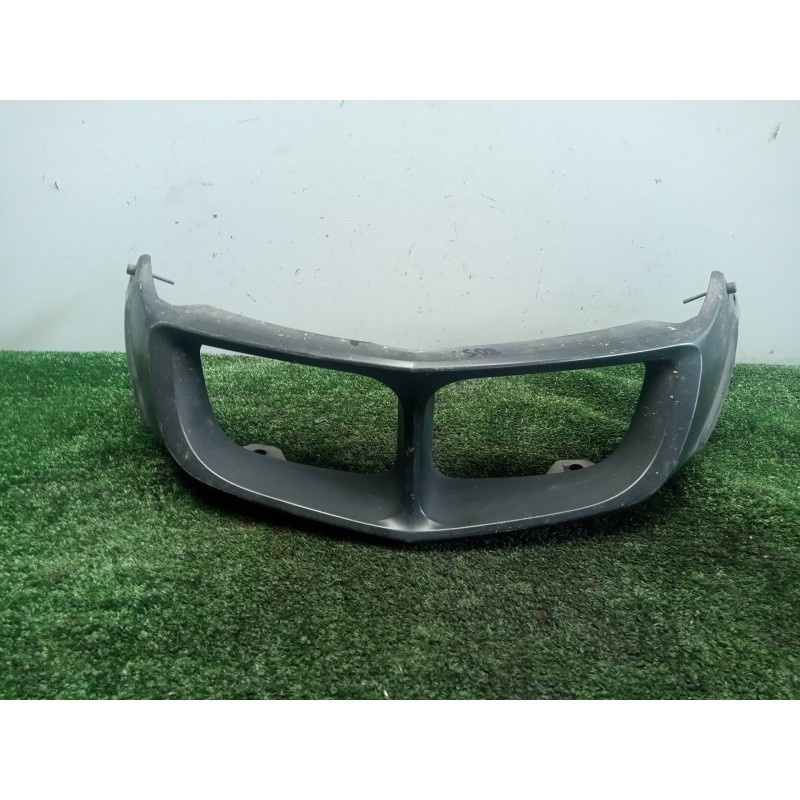 Recambio de molduras delanteras para bmw r 1200 rt/st referencia OEM IAM 46637711662  