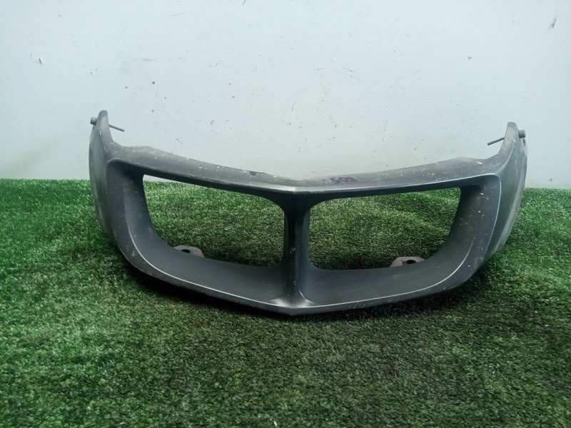 Recambio de molduras delanteras para bmw r 1200 rt/st referencia OEM IAM 46637711662  