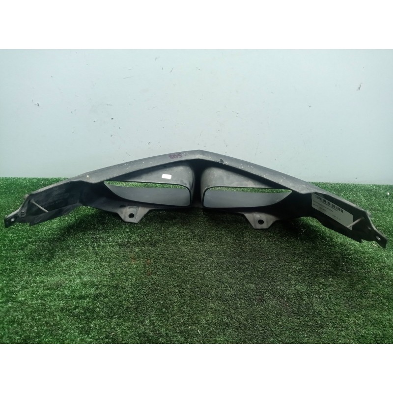 Recambio de molduras delanteras para bmw r 1200 rt/st referencia OEM IAM 46637711662  