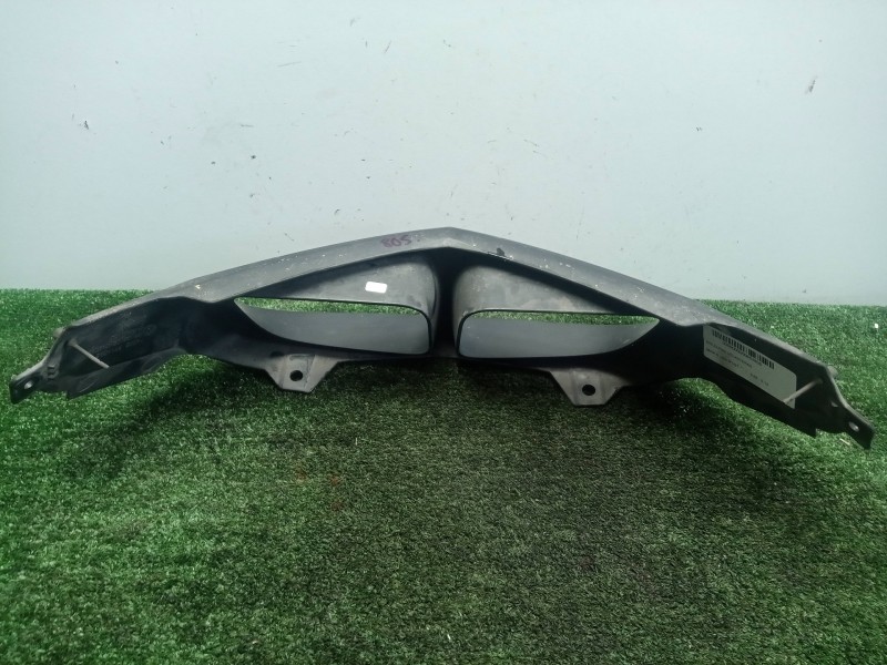 Recambio de molduras delanteras para bmw r 1200 rt/st referencia OEM IAM 46637711662  