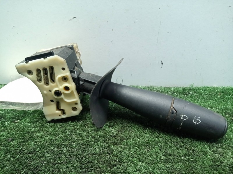 Recambio de mando limpia para renault master ii phase 2 caja cerrada 1.9 diesel referencia OEM IAM 36969B  