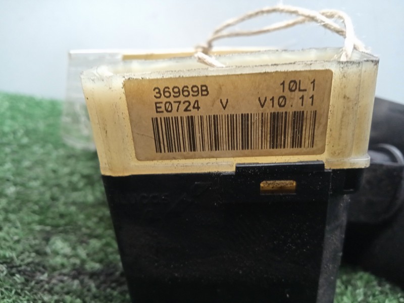 Recambio de mando limpia para renault master ii phase 2 caja cerrada 1.9 diesel referencia OEM IAM 36969B  