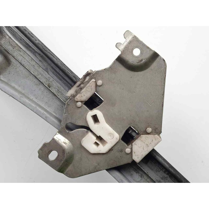 Recambio de elevalunas delantero izquierdo para renault twingo 1.2 referencia OEM IAM 119358 ELECTRICO - 2.PINES 3.PUERTAS