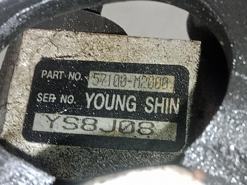 Recambio de bomba servodireccion para hyundai sonata (y3) 2.0 cat referencia OEM IAM 57100M2000-YS8J08 153517 G4CP