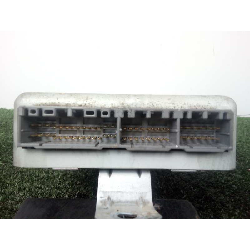 Recambio de centralita motor uce para ssangyong korando 2.9 turbodiesel cat referencia OEM IAM 8711006800  