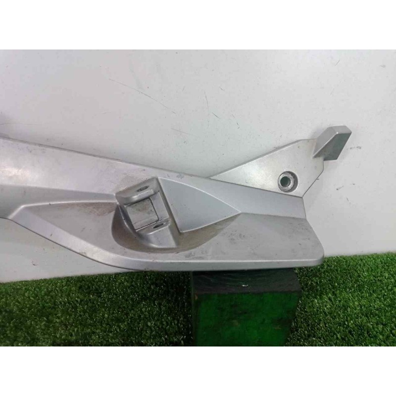 Recambio de posapie para bmw r 1200 rt/st referencia OEM IAM 4671767528902-11043010 IZQUIERDO K26 - 05-10