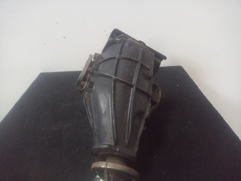 Recambio de diferencial trasero para ssangyong rodius 2.7 turbodiesel cat referencia OEM IAM 1513501501 RELACION: 3.91 - 3,91 