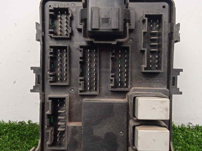 Recambio de caja reles / fusibles para hyundai accent (mc) 1.5 crdi cat referencia OEM IAM 919501G010  