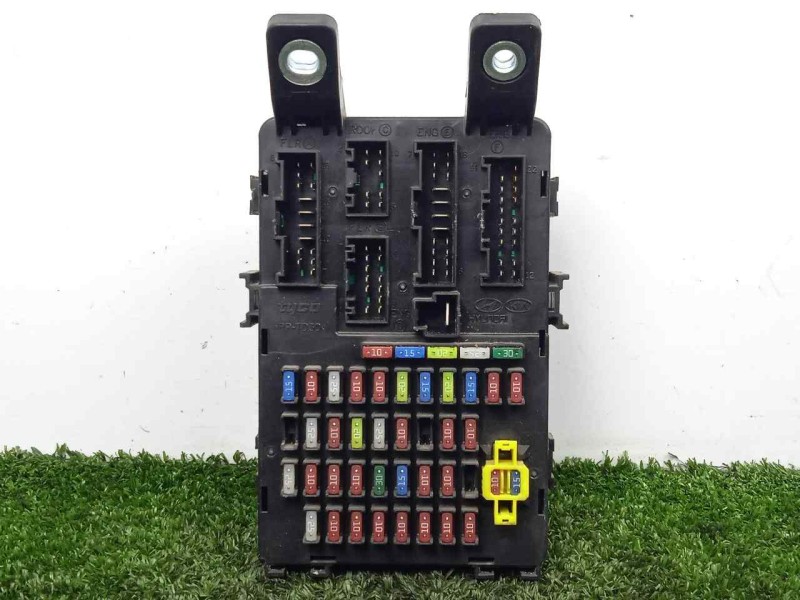 Recambio de caja reles / fusibles para hyundai accent (mc) 1.5 crdi cat referencia OEM IAM 919501G010  