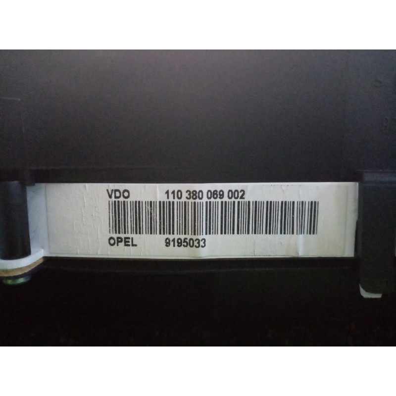 Recambio de cuadro instrumentos para opel zafira a 2.0 dti referencia OEM IAM 110380069002-9195033 ZAFIRA.A VDO