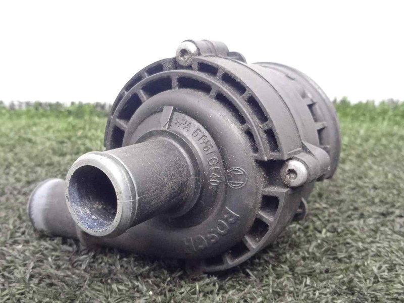 Recambio de bomba agua para nissan qashqai (j10) 2.0 dci turbodiesel cat referencia OEM IAM 0392023015  