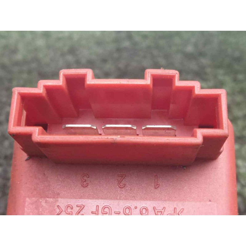 Recambio de resistencia calefaccion para audi a3 (8l) 1.9 tdi referencia OEM IAM 5DS00646701-1J0907521 3.PINES 