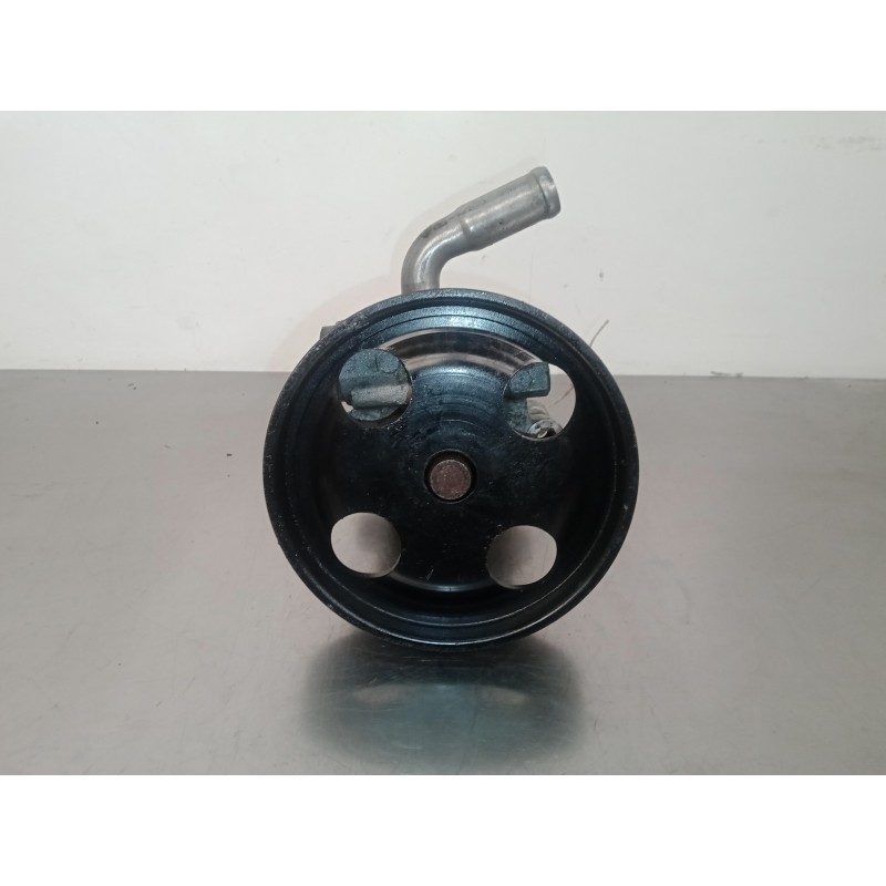 Recambio de bomba direccion para ford fiesta (cbk) 1.4 tdci cat referencia OEM IAM 2S6C3A696DD  