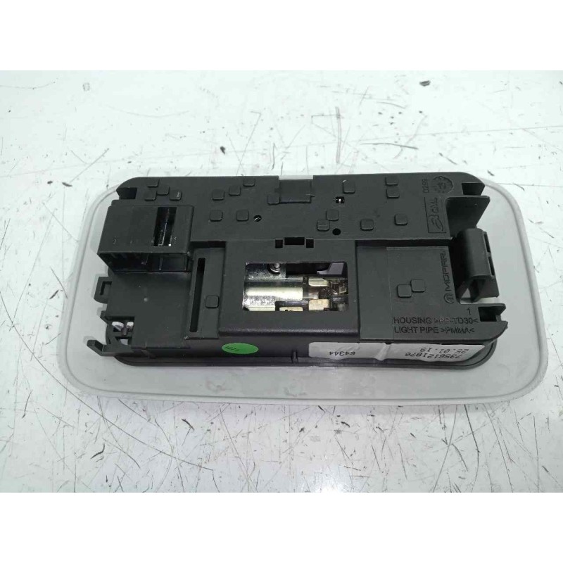 Recambio de luz interior para jeep renegade 1.0 t-gdi cat referencia OEM IAM 7356121870 TRASERA 
