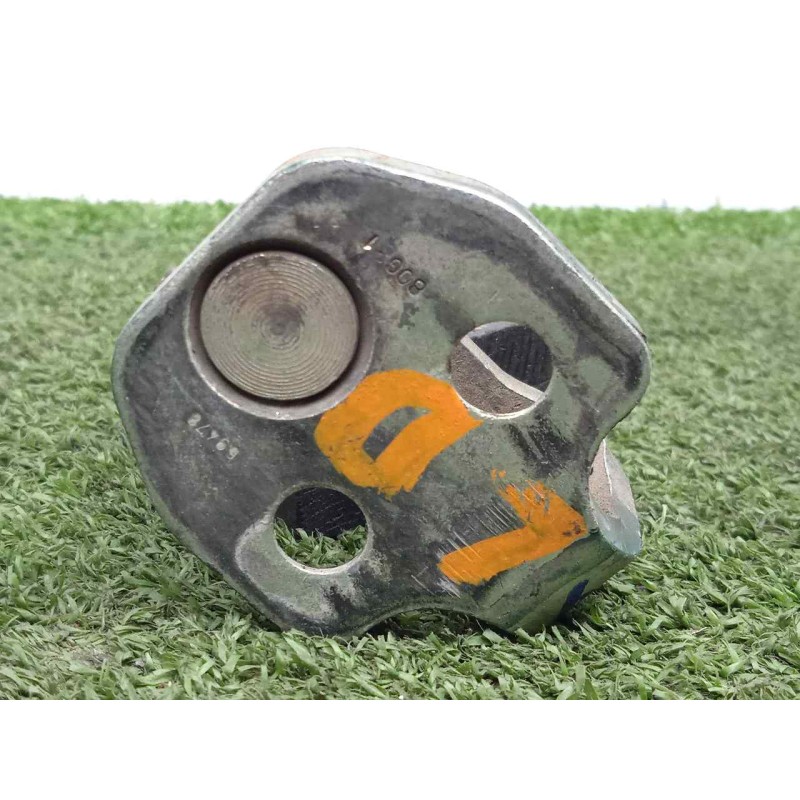 Recambio de no identificado para iveco daily ka 3.0 diesel cat referencia OEM IAM SINREFERENCIA RESBALON LATERAL.DERECHA