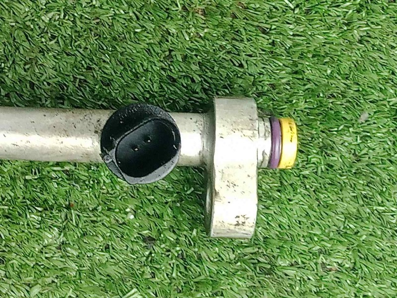 Recambio de tubos aire acondicionado para volkswagen touareg (7la) 2.5 tdi referencia OEM IAM 7L6820721AE  