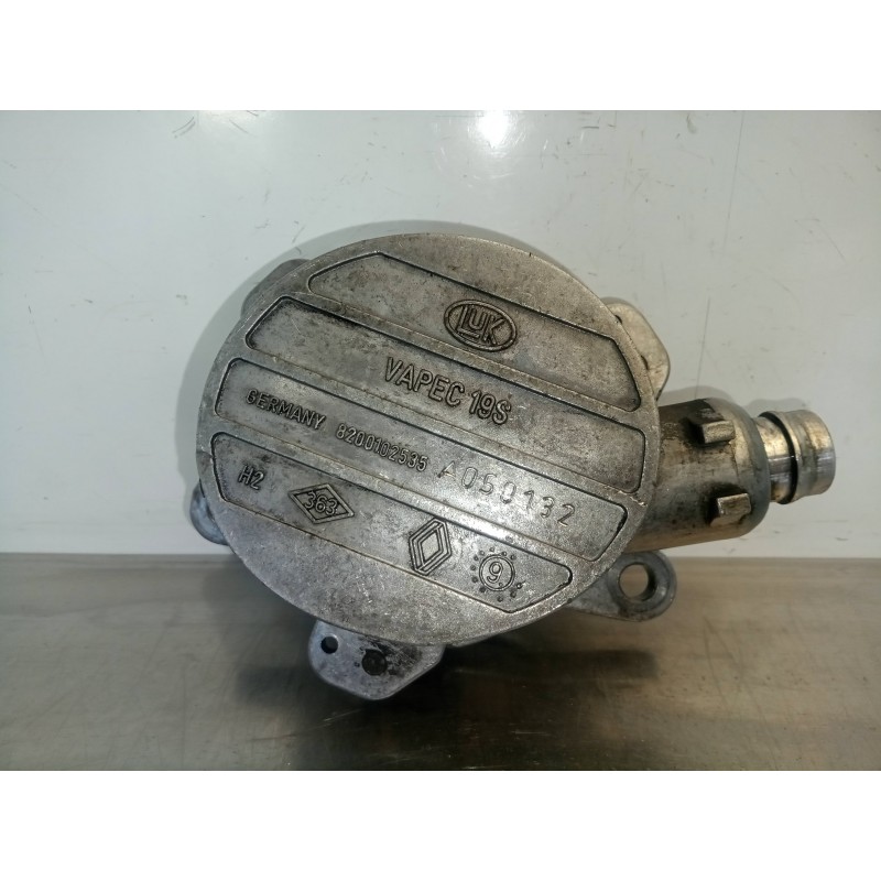 Recambio de depresor freno / bomba vacio para opel movano 2.2 dti referencia OEM IAM 8200102535-A050132  