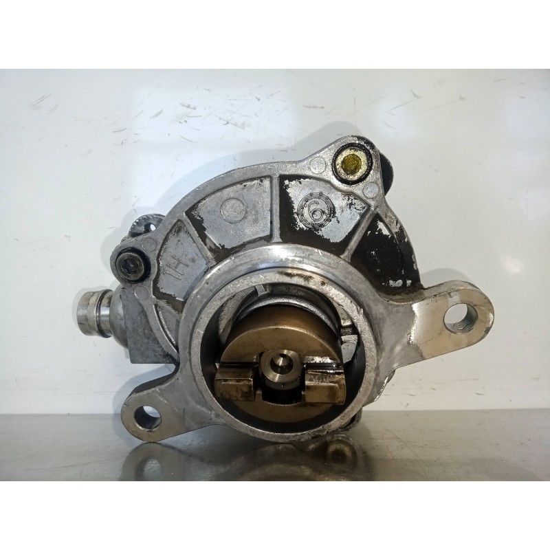 Recambio de depresor freno / bomba vacio para opel movano 2.2 dti referencia OEM IAM 8200102535-A050132  