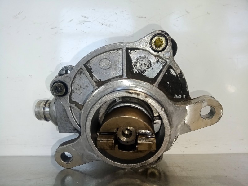 Recambio de depresor freno / bomba vacio para opel movano 2.2 dti referencia OEM IAM 8200102535-A050132  