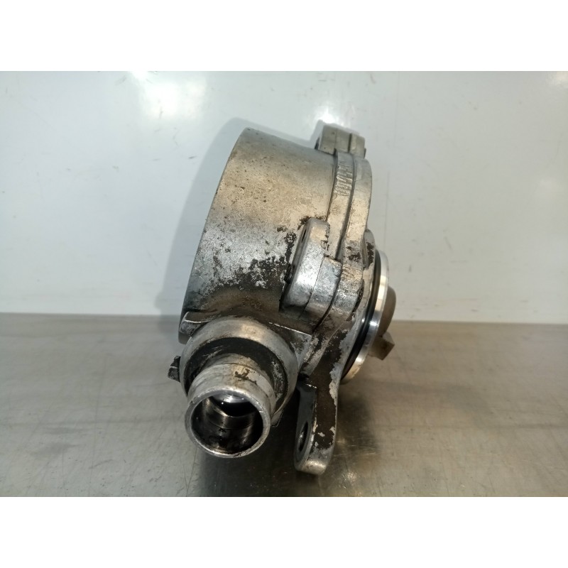 Recambio de depresor freno / bomba vacio para opel movano 2.2 dti referencia OEM IAM 8200102535-A050132  