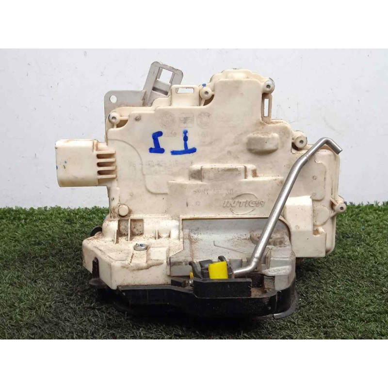 Recambio de cerradura puerta trasera izquierda para audi a6 berlina (4f2) 2.0 tdi referencia OEM IAM 4F0839015 8.PINES CONECTOR.