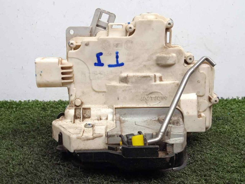 Recambio de cerradura puerta trasera izquierda para audi a6 berlina (4f2) 2.0 tdi referencia OEM IAM 4F0839015 8.PINES CONECTOR.