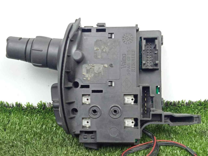 Recambio de mando limpia para renault scenic ii 1.5 dci diesel referencia OEM IAM  MANDO RADIO LIMPIA TRASERO