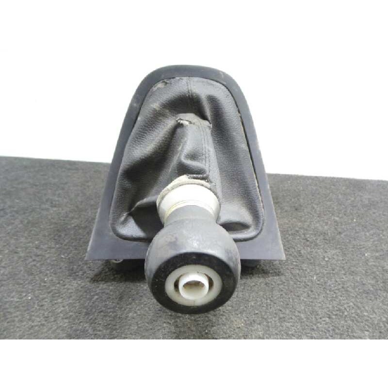 Recambio de palanca cambio para toyota auris 1.4 turbodiesel cat referencia OEM IAM   