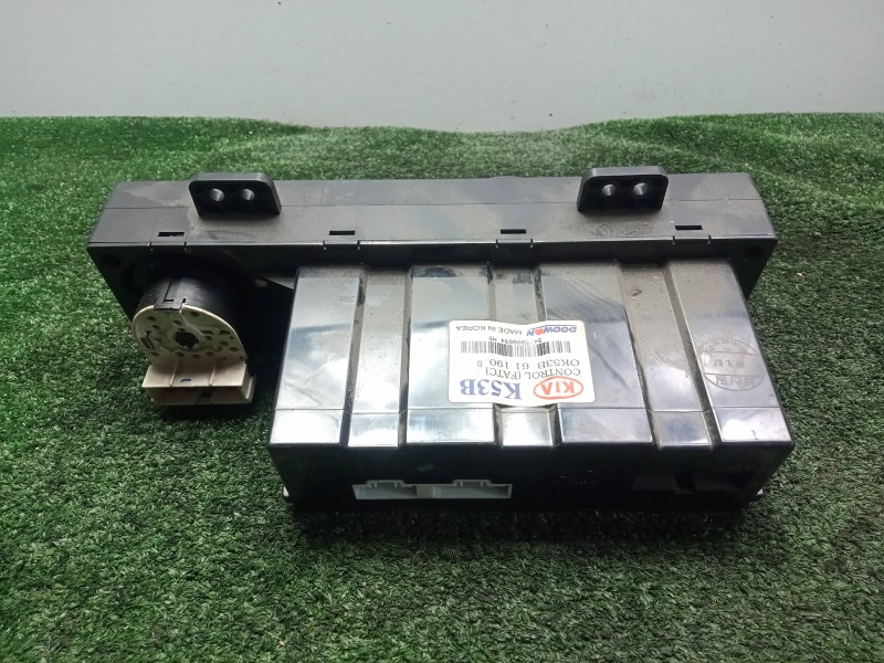 Recambio de mando climatizador para kia carnival ii 2.9 crdi cat referencia OEM IAM 0K53B61190D  