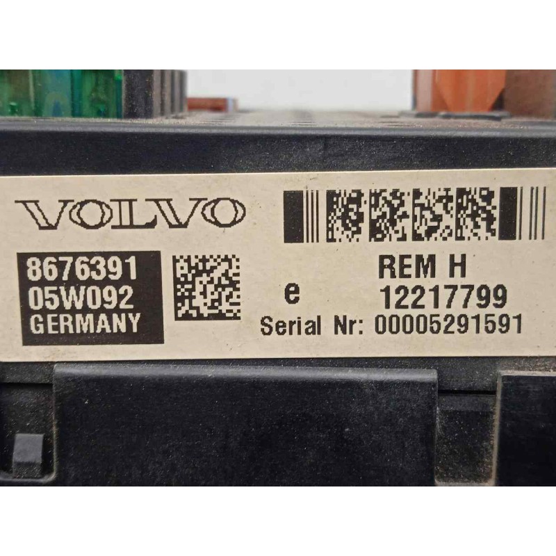 Recambio de centralita check control para volvo s60 berlina 2.4 diesel referencia OEM IAM 12217799-8676391-05W092  