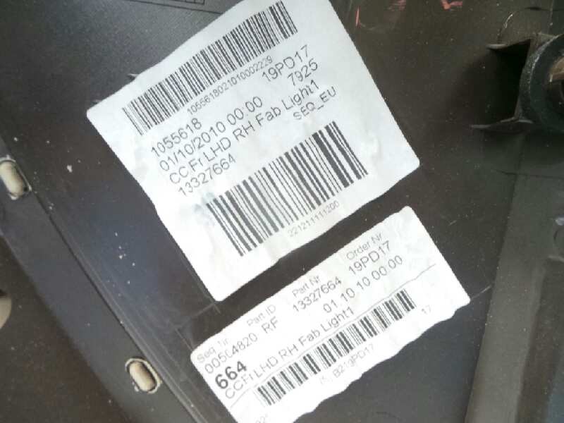 Recambio de guarnecido puerta delantera derecha para opel insignia sports tourer 2.0 cdti cat referencia OEM IAM   