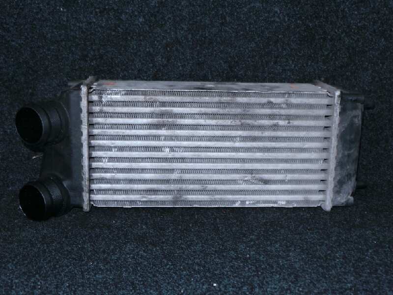 Recambio de intercooler para peugeot 307 (s1) 1.6 hdi referencia OEM IAM IA1401876923JE  VALEO