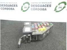 Recambio de caja reles / fusibles para kia sportage 2.0 turbodiesel cat referencia OEM IAM 919501F510-05357N-AK4635 TYCO 