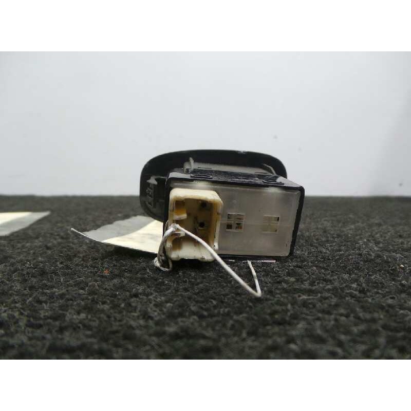 Recambio de mando elevalunas trasero derecho para hyundai accent (lc) 1.3 cat referencia OEM IAM   5 PINES