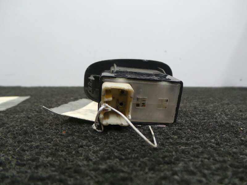 Recambio de mando elevalunas trasero derecho para hyundai accent (lc) 1.3 cat referencia OEM IAM   5 PINES