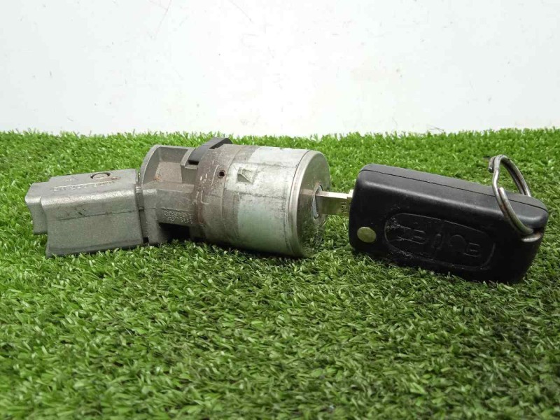 Recambio de conmutador de arranque para peugeot 207 1.4 hdi referencia OEM IAM 36393600 3.PINES 