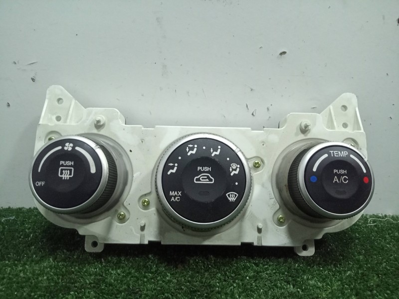 Recambio de mando climatizador para kia cerato referencia OEM IAM 972502FXXX-972502F010  