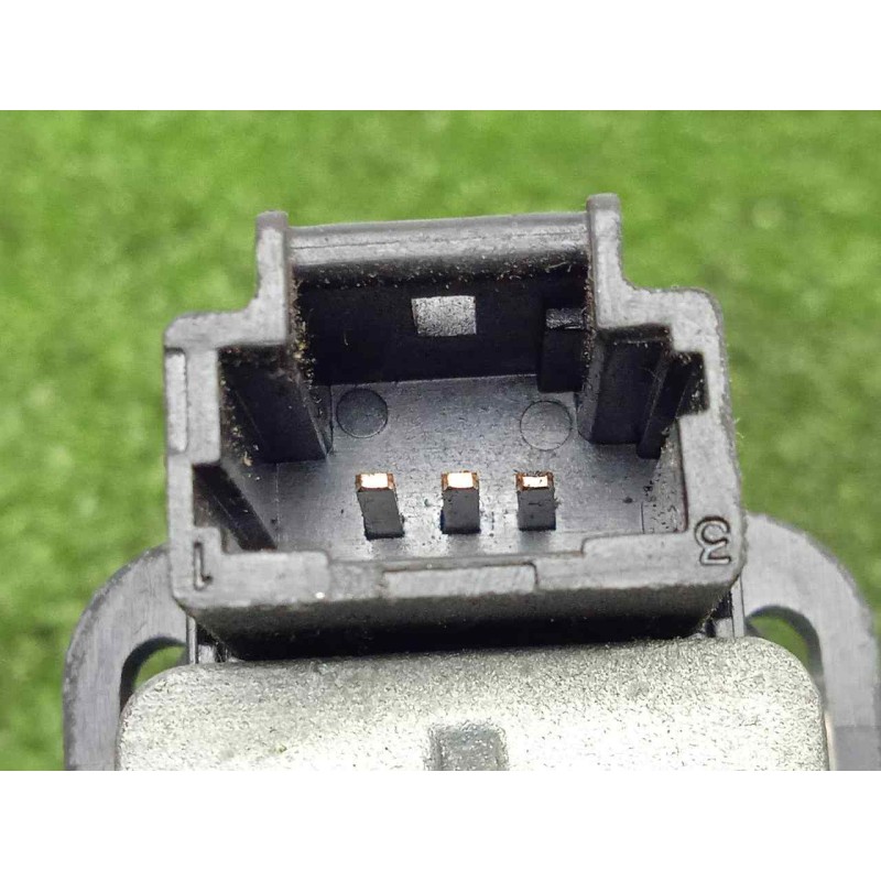 Recambio de conmutador de arranque para peugeot 207 1.4 hdi referencia OEM IAM 36393600 3.PINES 