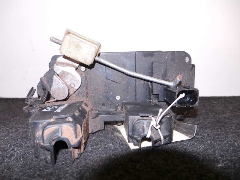 Recambio de cerradura puerta trasera derecha para opel vectra c berlina 2.0 dti referencia OEM IAM  5 PINES 