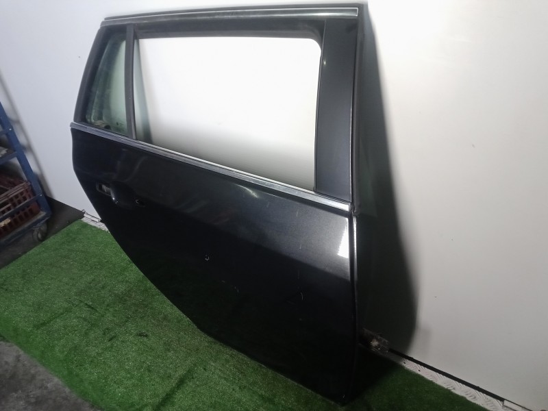 Recambio de puerta trasera derecha para opel insignia sports tourer 2.0 cdti cat referencia OEM IAM   
