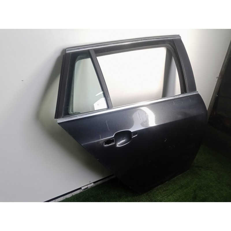 Recambio de puerta trasera derecha para opel insignia sports tourer 2.0 cdti cat referencia OEM IAM   