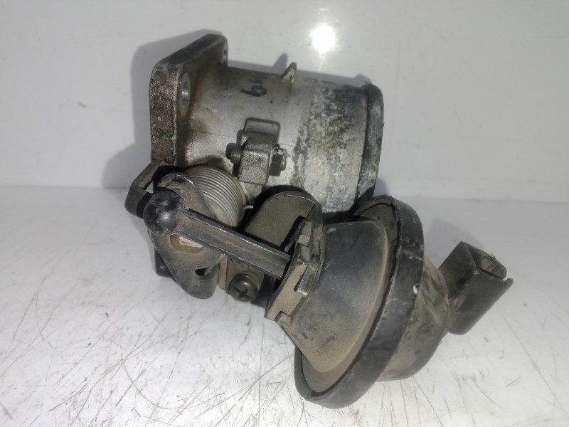 Recambio de caja mariposa para kia cerato 2.0 turbodiesel cat referencia OEM IAM 3510027XXX  