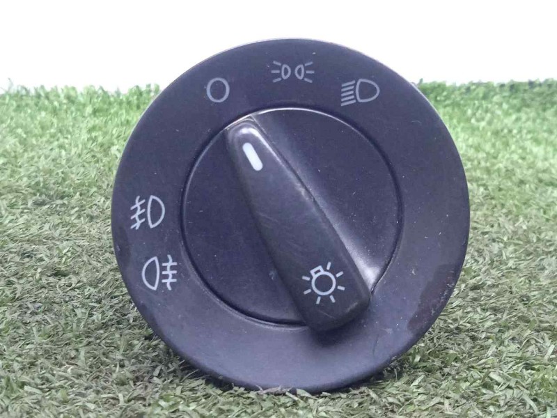 Recambio de interruptor luces para skoda superb (3u4) 1.9 tdi referencia OEM IAM 3B0941531C 2.ANTINIEBLAS 